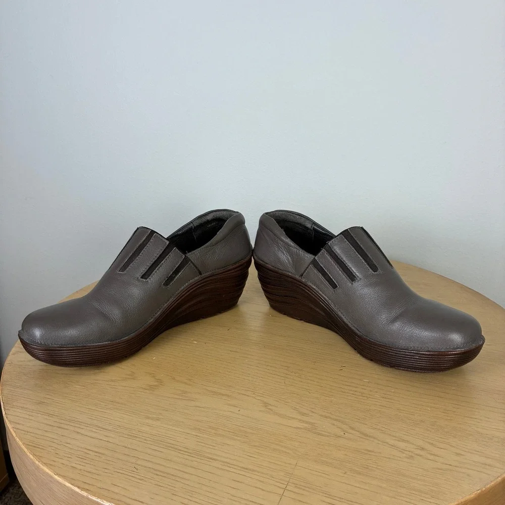 Bionica Leather Wedge Loafers‎ Slip On Shoes Women's 11 Comfort Support Walking